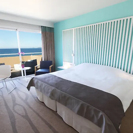Hotel Radisson Blu & Spa, Ajaccio Bay 4*