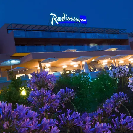 Radisson Blu & Spa, Ajaccio Bay 4*