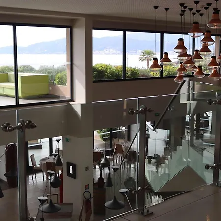 Radisson Blu & Spa, Ajaccio Bay 4*