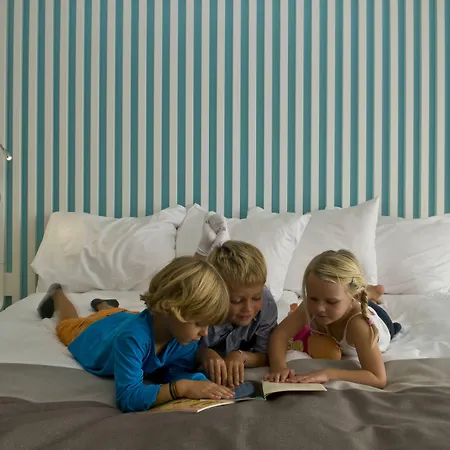 Hotel Radisson Blu & Spa, Ajaccio Bay 4*