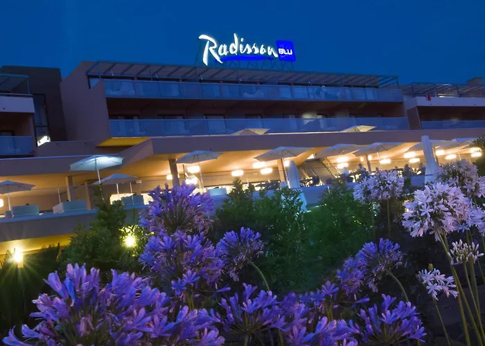 Radisson Blu & Spa, Ajaccio Bay 4*