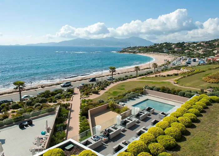 Radisson Blu & Spa, Ajaccio Bay 4*