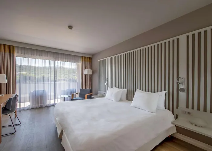 Radisson Blu & Spa, Ajaccio Bay 4*