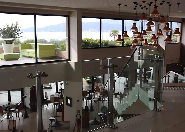 Radisson Blu & Spa, Ajaccio Bay 4*